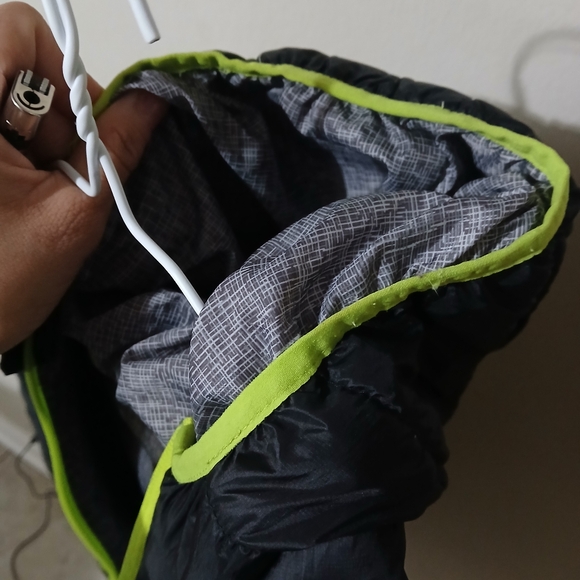 Eddie Bauer medium light black/lime green zip up coat size medium for( youth ). - Picture 9 of 11